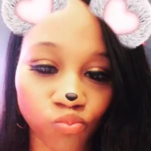 Meet your Posher, Tabitha